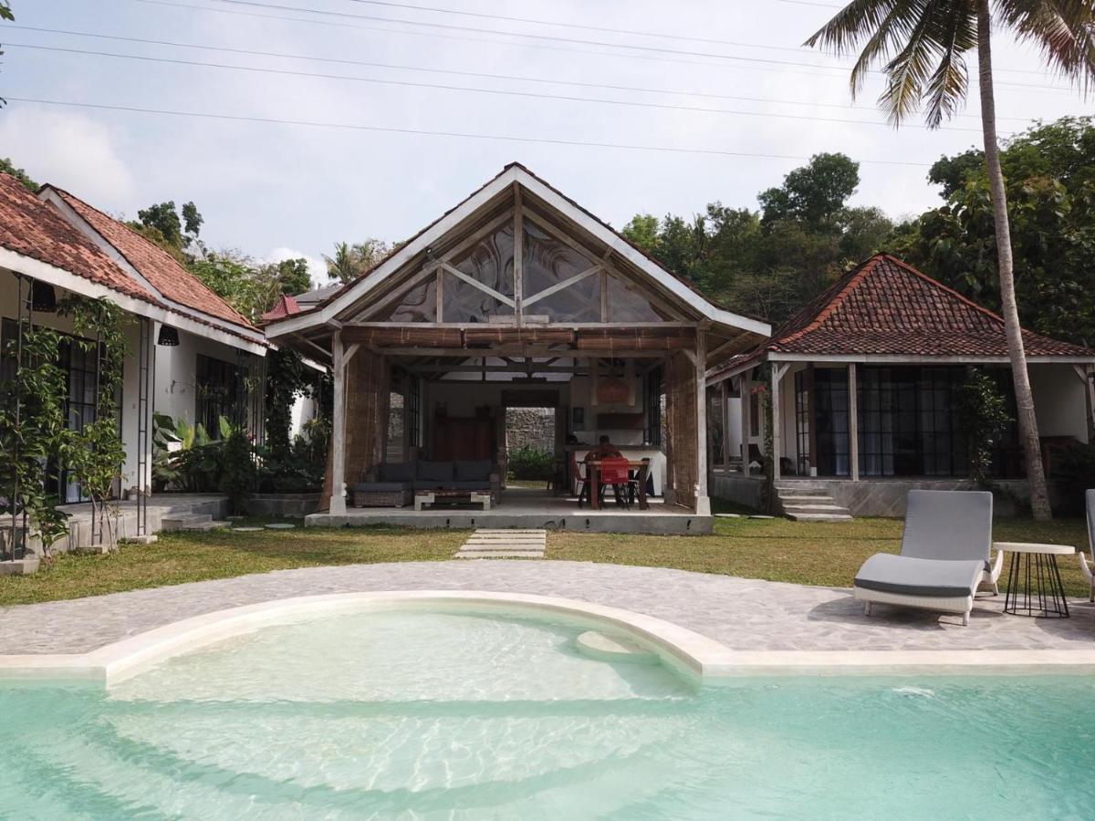 Sunmoonstarvillas Yogyakarta Jarakan Exterior foto